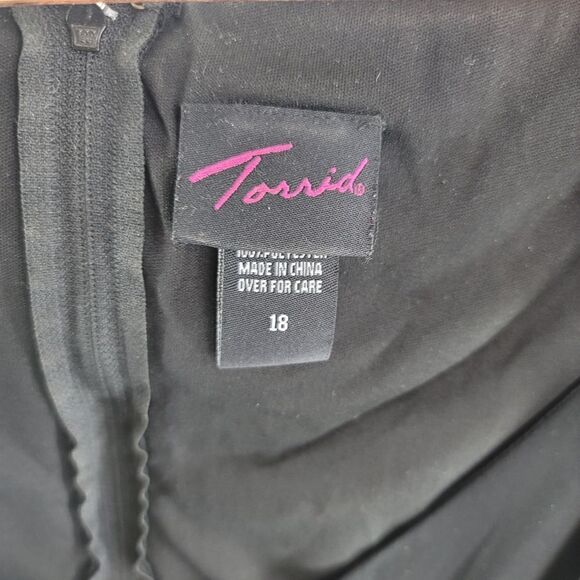 Torrid peplum black wiggle dress - Picture 4 of 8